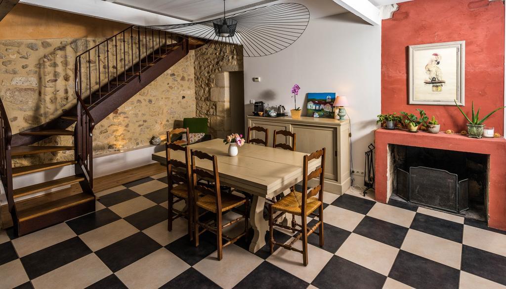 Chambres D'Hotes Le Relais Des Remparts Rions Kültér fotó